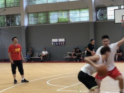 篮球人盯人防守的技巧与要点（提高篮球人盯人防守能力的有效方法和关键要素）