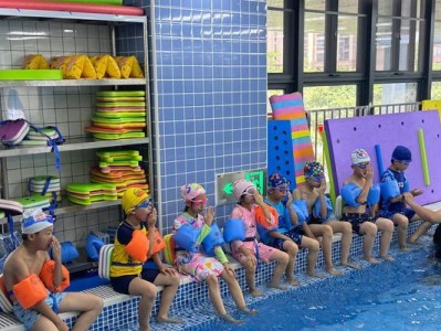 以小朋友学游泳技巧男生好吗？（探讨男生学习游泳的优势和适应性）