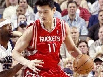 NBA姚明实力排行榜中的霸主（揭秘姚明在NBA中的最高排名及其关键因素）