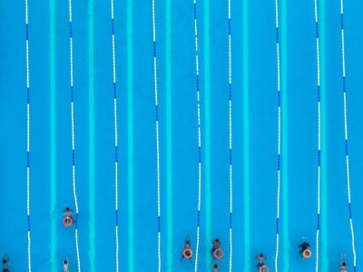 相机游泳照技巧大全（如何用相机拍摄出令人惊叹的游泳照片）