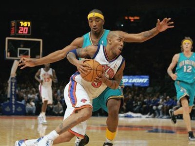 美式篮球最佳防守阵容名单（NBA历史上最顶尖的防守球员阵容，以及他们的防守技巧与贡献）