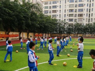 提升欧洲小学生足球射门技巧的方法（揭秘让孩子成为射门高手的关键要素）