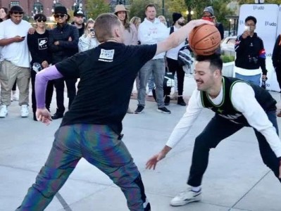篮球防守实战1v1教学（通过学习正确的防守姿势和技术，提升你的篮球防守水平）