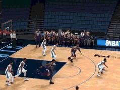 深入解析5v5篮球进攻防守战术（探秘篮球战术的奥秘与策略）