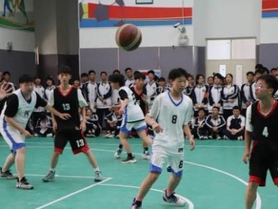 初中生篮球全场防守教学（打造坚固的篮球防守体系，挑战每一个进攻！）