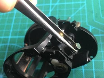 如何正确保养路亚户外钓鱼水滴轮（提高钓鱼效果，延长使用寿命，保养关键一招！）