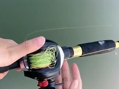 如何避免炸线？掌握正确的路亚钓鱼技巧！（细节决定成败，这个关键点你必须知道！）