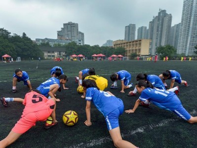 提高少儿足球无球跑位技巧的关键要素（从基本动作到战术应用，打造全面跑位能力）