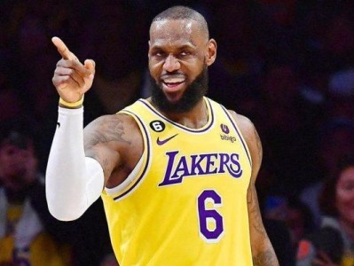 2018年NBA现役工资排行榜（揭秘NBA球员薪资巨额背后的职业差距与努力）