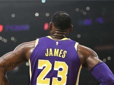 NBA历史篮板总数排行榜（探索NBA历史上篮板王的辉煌征程）