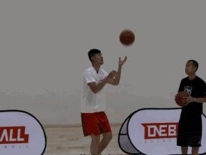 篮球撤步防守步伐的技巧（掌握撤步技巧，提升篮球防守能力）