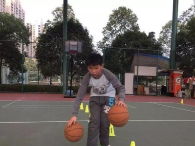 少儿篮球防守技术动作大揭秘（打造坚固的篮球堡垒，关键技术全掌握）