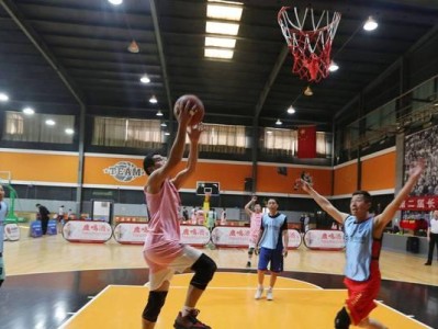 3v3篮球比赛的防守技巧（以人为中心，有效阻止对手得分）