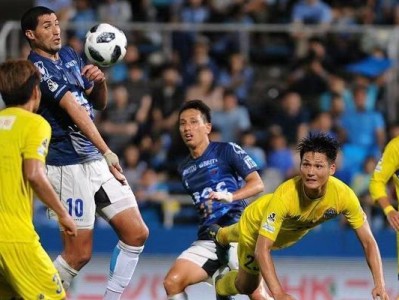 足球经谈话的技巧与方法（让你的足球谈话更加有效的关键技巧）