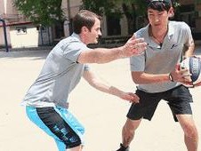攻守兼备（战术、技术与意识的完美结合）