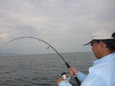探秘路亚钓鱼的最佳时间（揭秘路亚一天最佳钓鱼时间的关键）